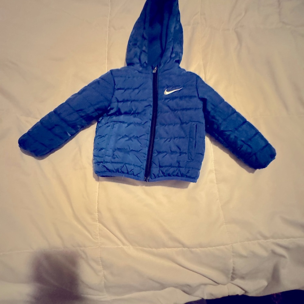 Nike puff jacket - Picture 9 of 9
